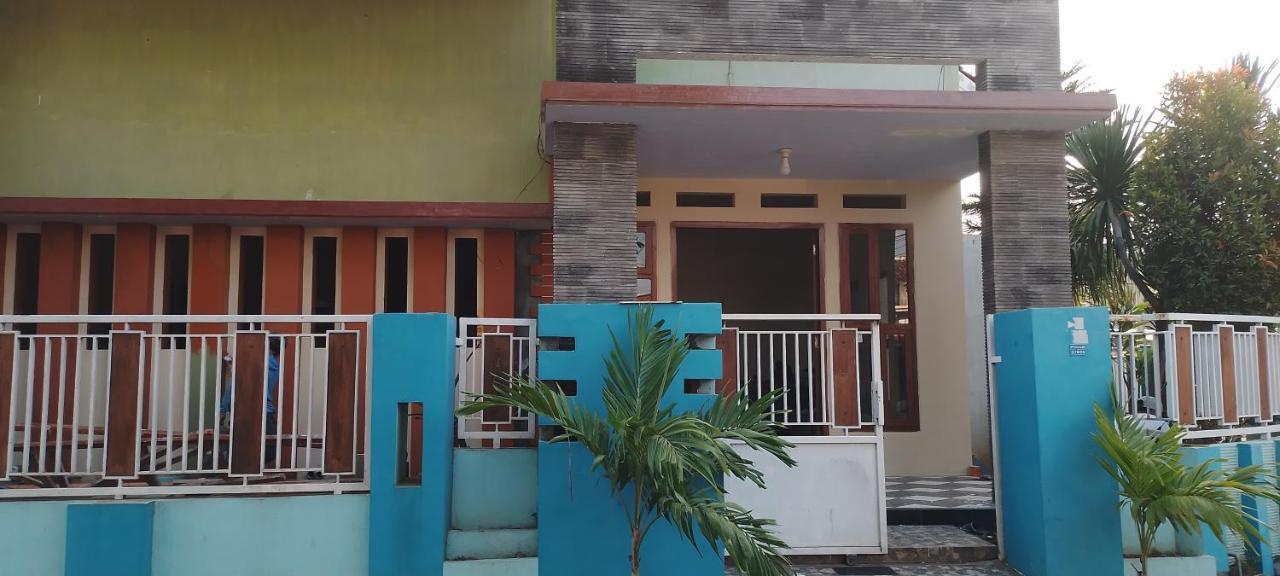 999 Khs 2 Homestay Gilimanuk Kültér fotó