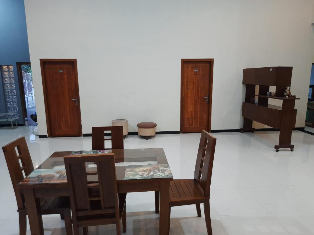 999 Khs 2 Homestay Gilimanuk Kültér fotó