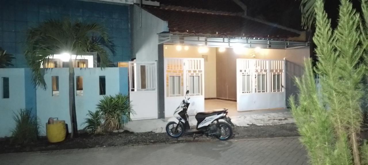 999 Khs 2 Homestay Gilimanuk Kültér fotó